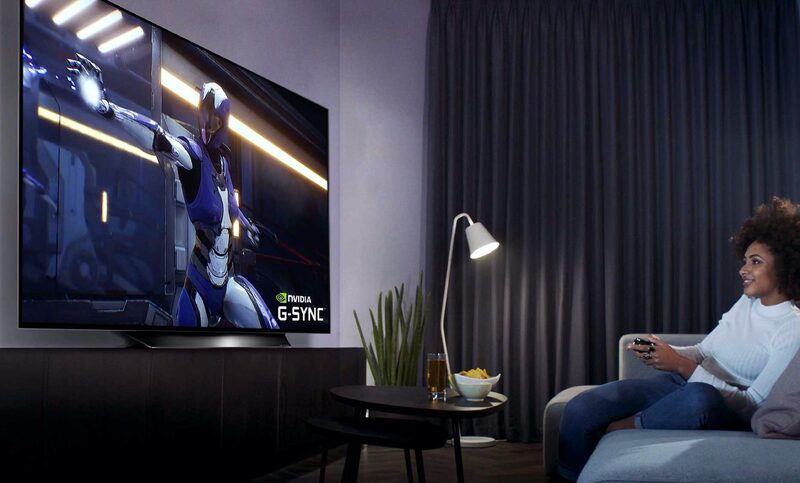 تکنولوژی Anti Reflection برای جلوگیری از بازتاب نور محیط در صفحه نمایش تلویزیون